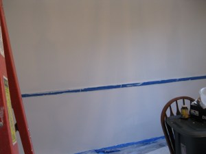 Chair used for scale. Like on ebay, when they put a quarter next to the item for sale.