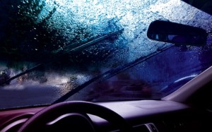 Windshield-Wipers-in-Rain